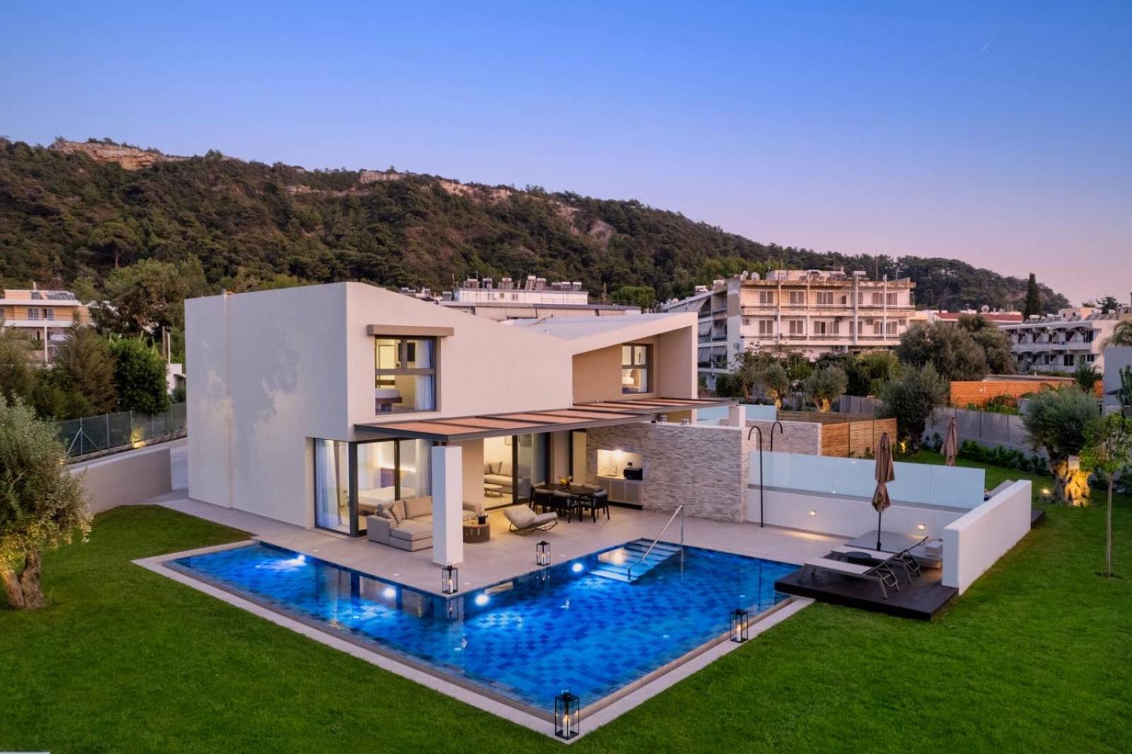 Alma Luxury Villas Ialysos  Exteriör bild